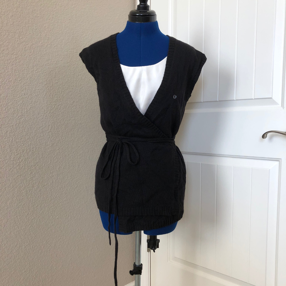 Ann Taylor Loft Black Sweater Vest-NWT
